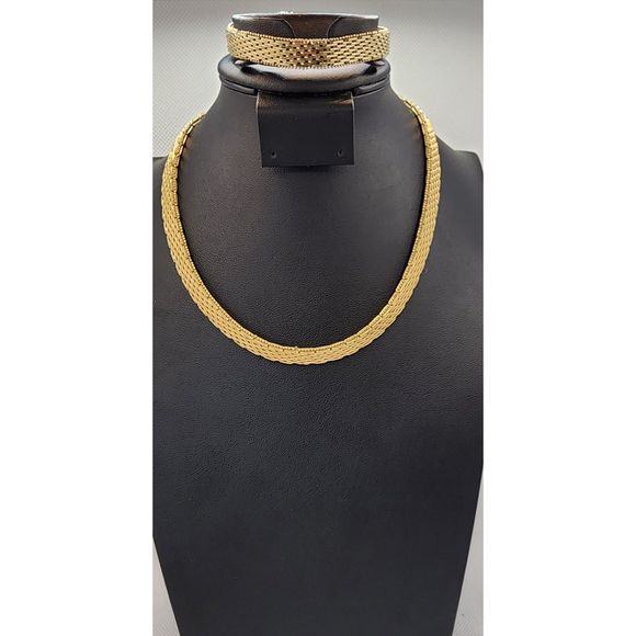 Vintage Gold Italian Mesh Chain Style Necklace & Bracelet Set - Picture 5 of 7
